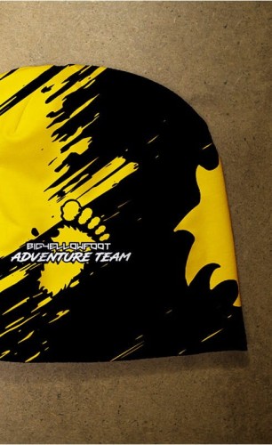 Big Yellow Foot czapka