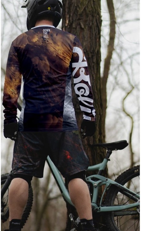 down the hill - rowerowy long