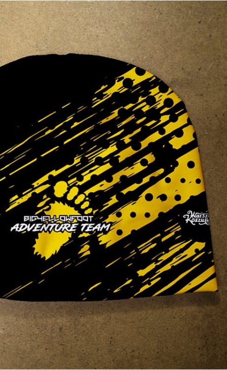 Big Yellow Foot czapka