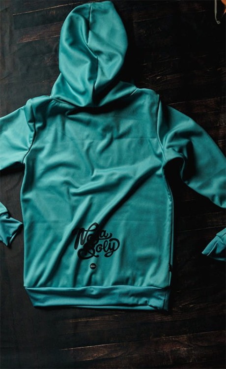 ahoj przygodo napis bluza