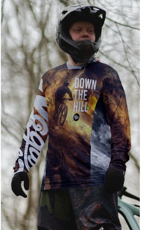 down the hill - rowerowy long