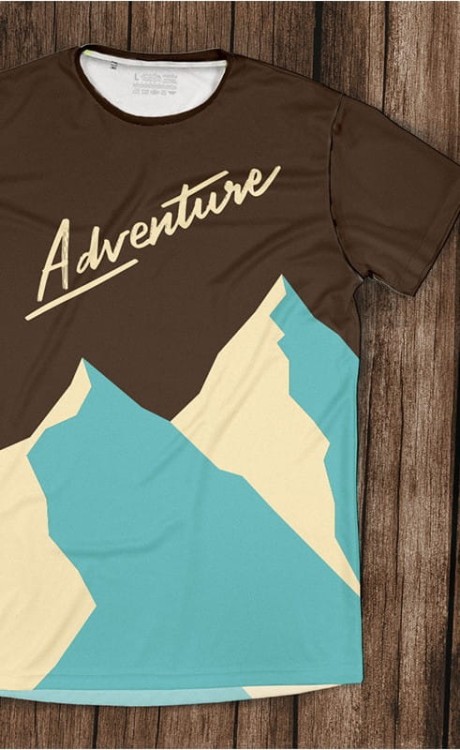 brown adventure koszulka